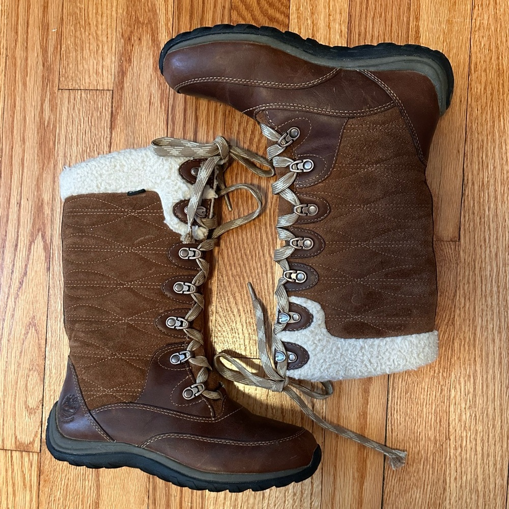 Timberland Women’s winter boots size 6